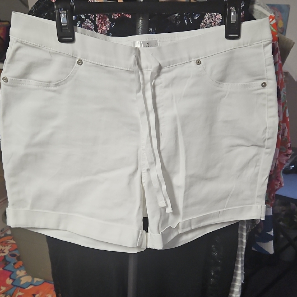 Just Be White Bermuda Shorts with Classic Denim Style